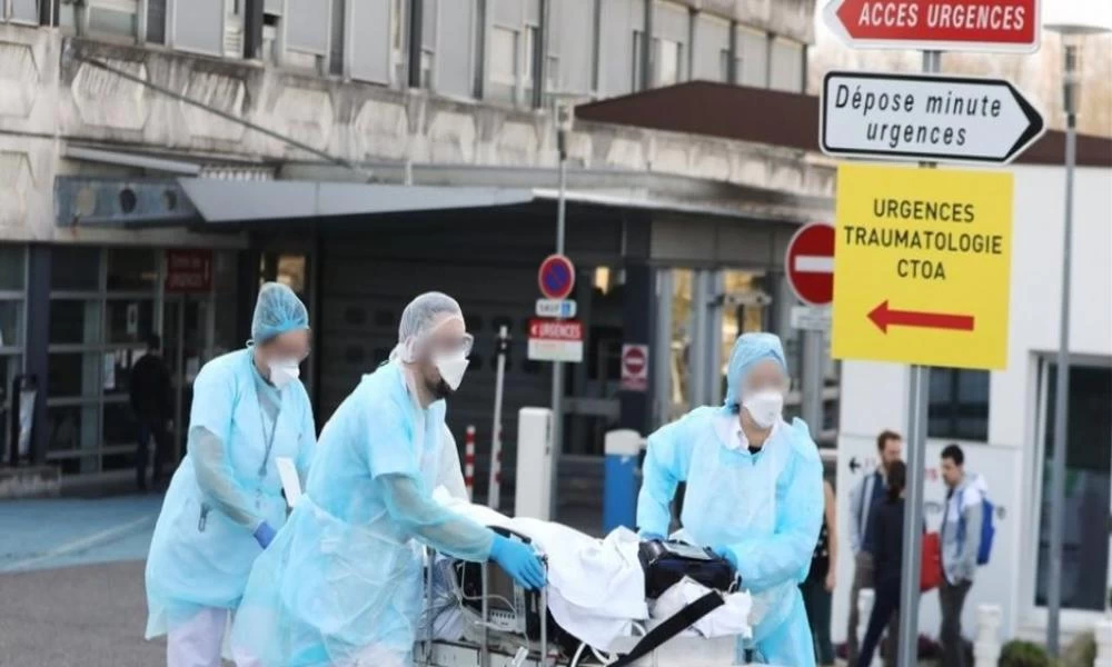 Γαλλία: "Σφίγγουν" τα μέτρα για τις συναθροίσεις άνω των 10 ατόμων